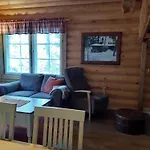 Kolicarelia Vakantiehuis Hattusaari